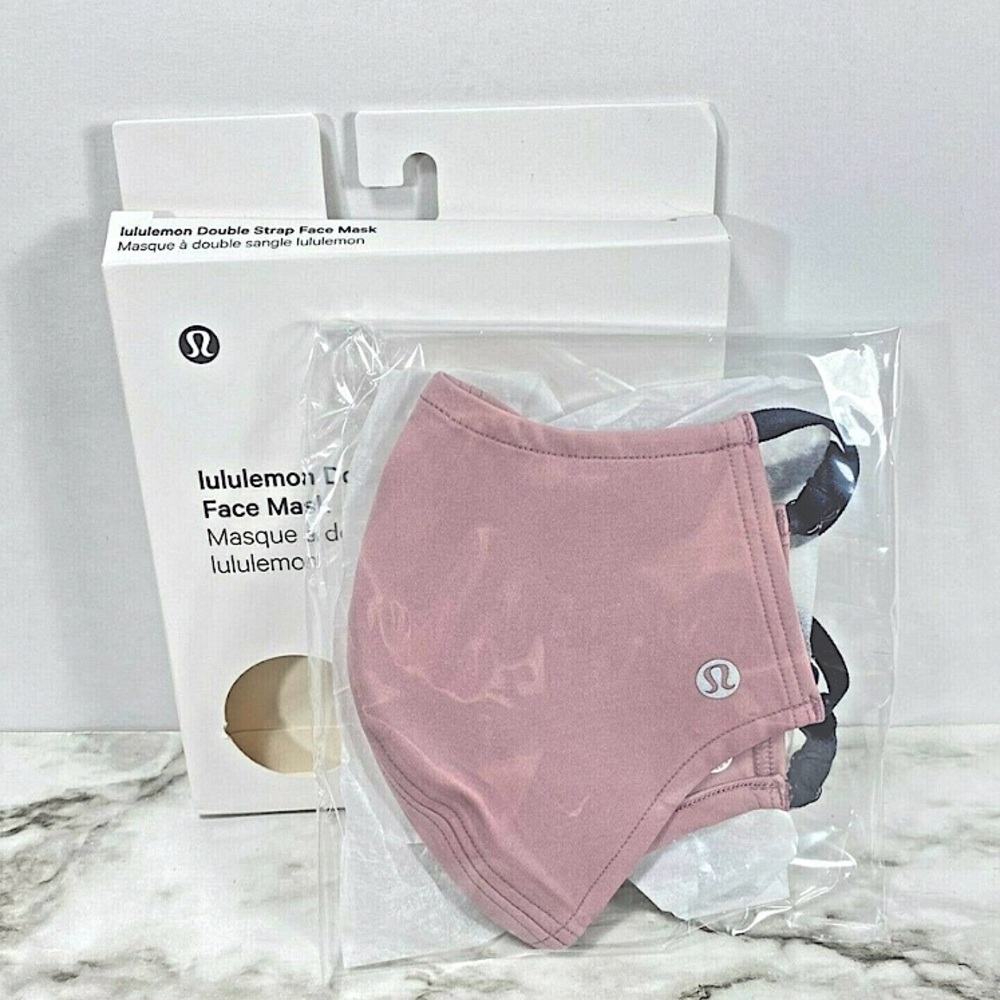 🆕 Lululemon Vintage Mauve Double Strap Face Mask